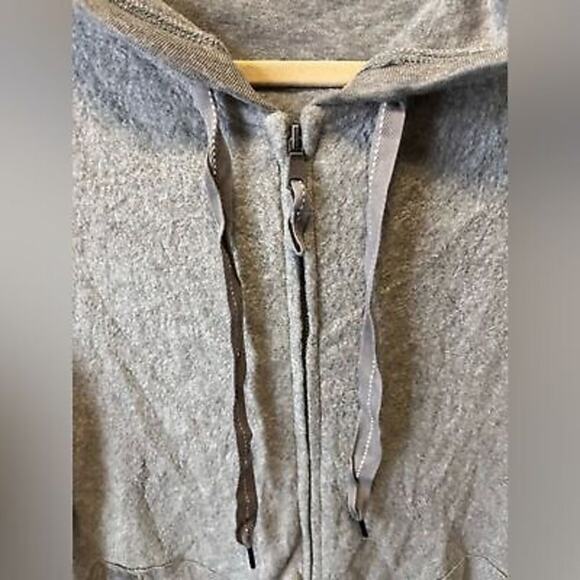 NWT Democracy Gray SOFT & Cozy Zip Up Hooded Sweater Size XS - Picture 3 of 9
